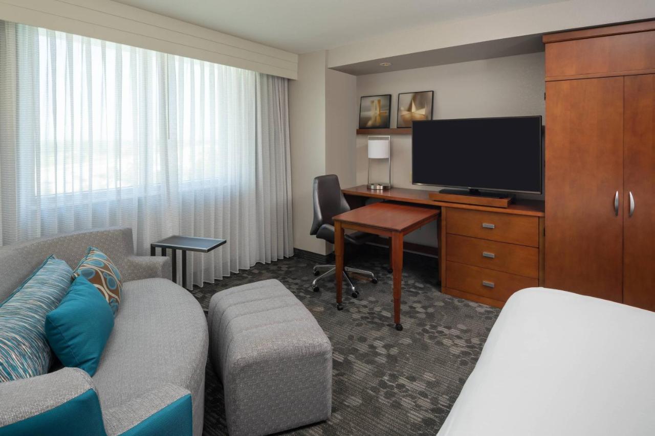  | Courtyard by Marriott Miami Airport