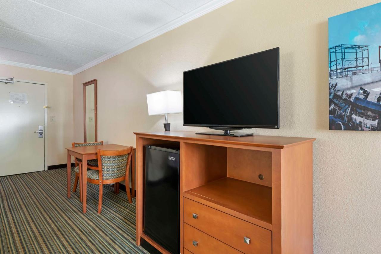 Double Room with Two Double Beds and Balcony - Non-Smoking at Best Western International Speedway Hotel