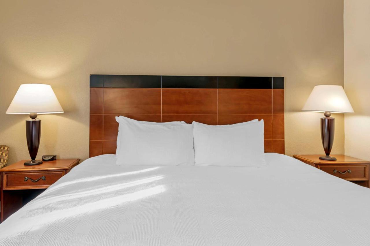 King Room - Non-Smoking at Best Western Plus Augusta Civic Center Inn