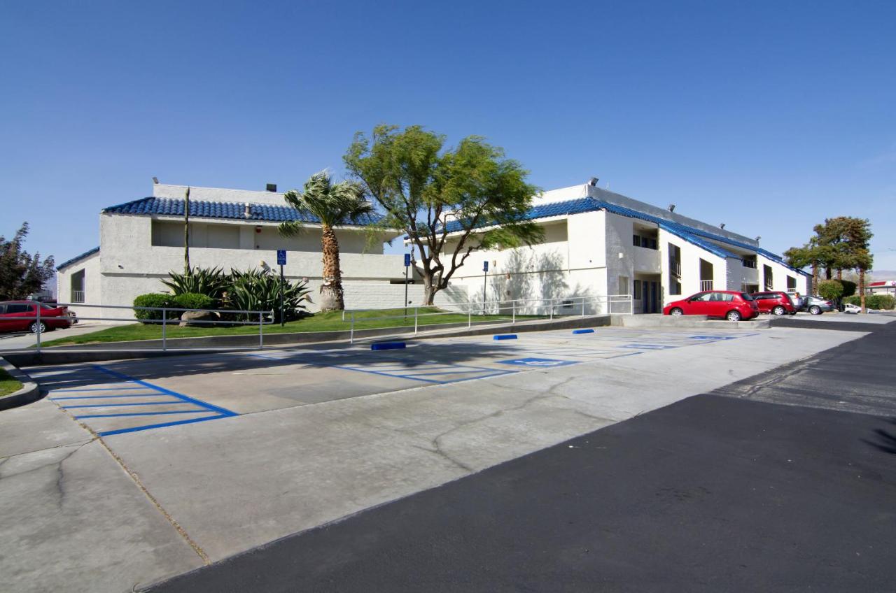 | Motel 6-North Palm Springs, CA - North