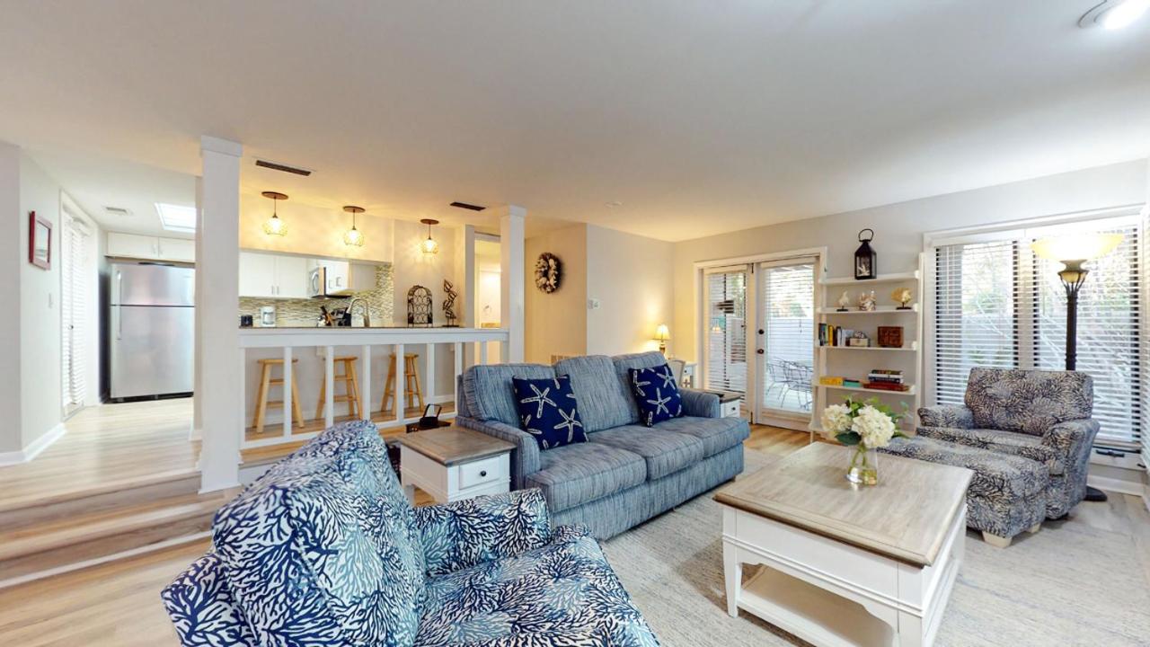 | 1852 St Andrews Commons