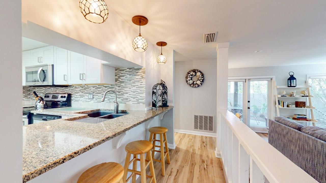 | 1852 St Andrews Commons
