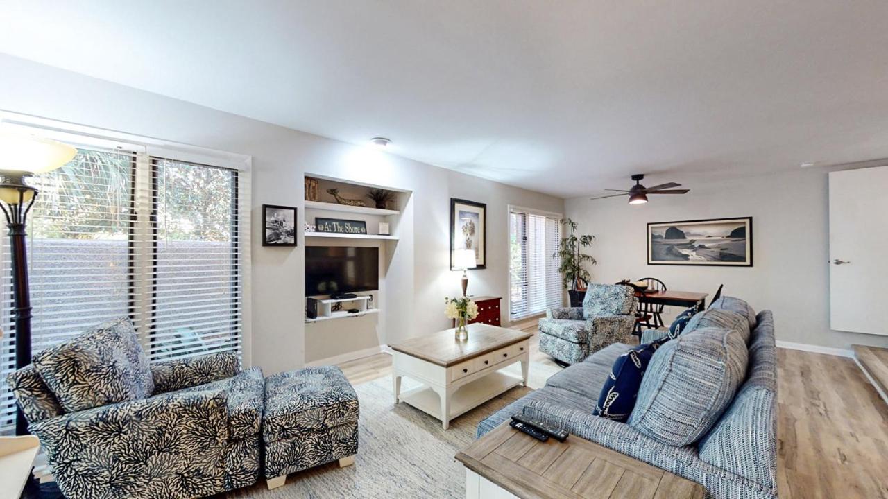 | 1852 St Andrews Commons