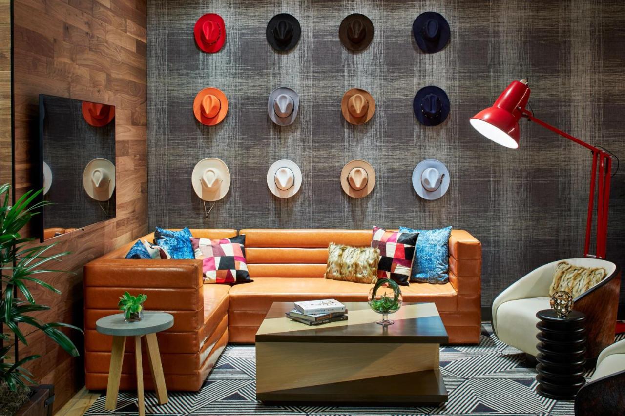 | Renaissance Nashville Hotel