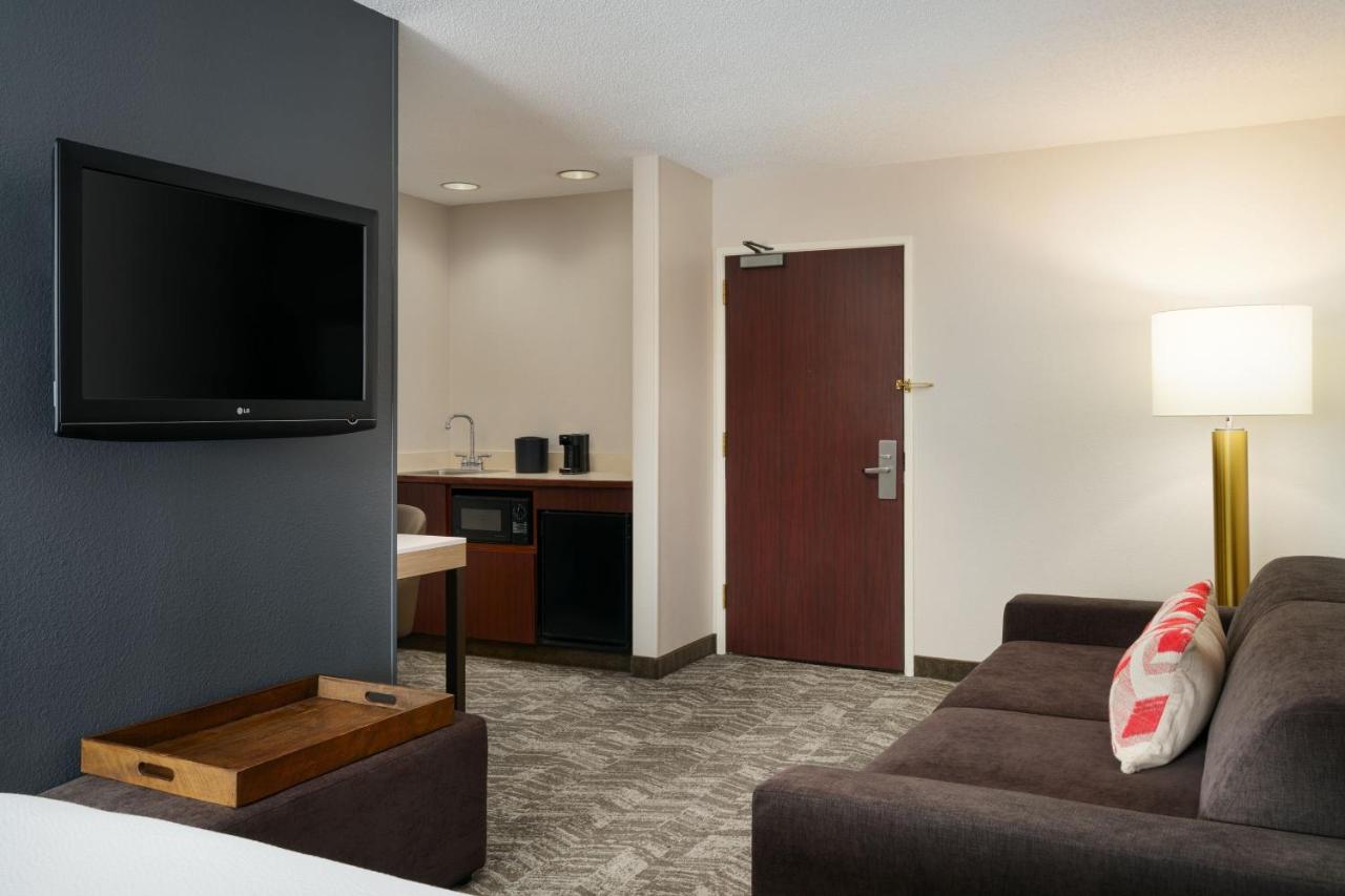 Double Suite with Sofa Bed at SpringHill Suites by Marriott Edgewood/Aberdeen