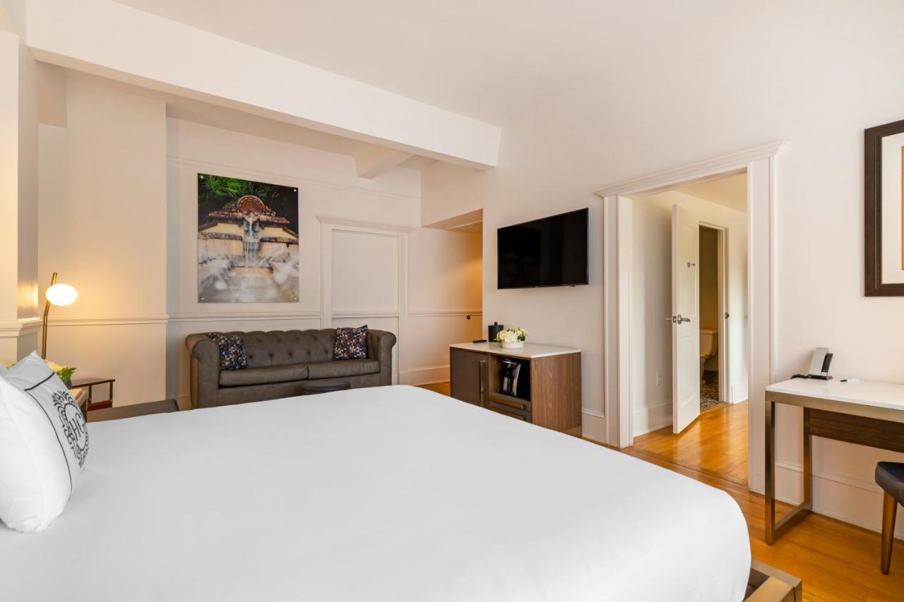 King Room with View of Alamo at Hotel Gibbs Downtown Riverwalk