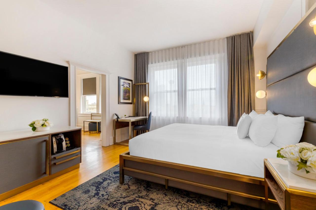 King Room with View of Alamo at Hotel Gibbs Downtown Riverwalk