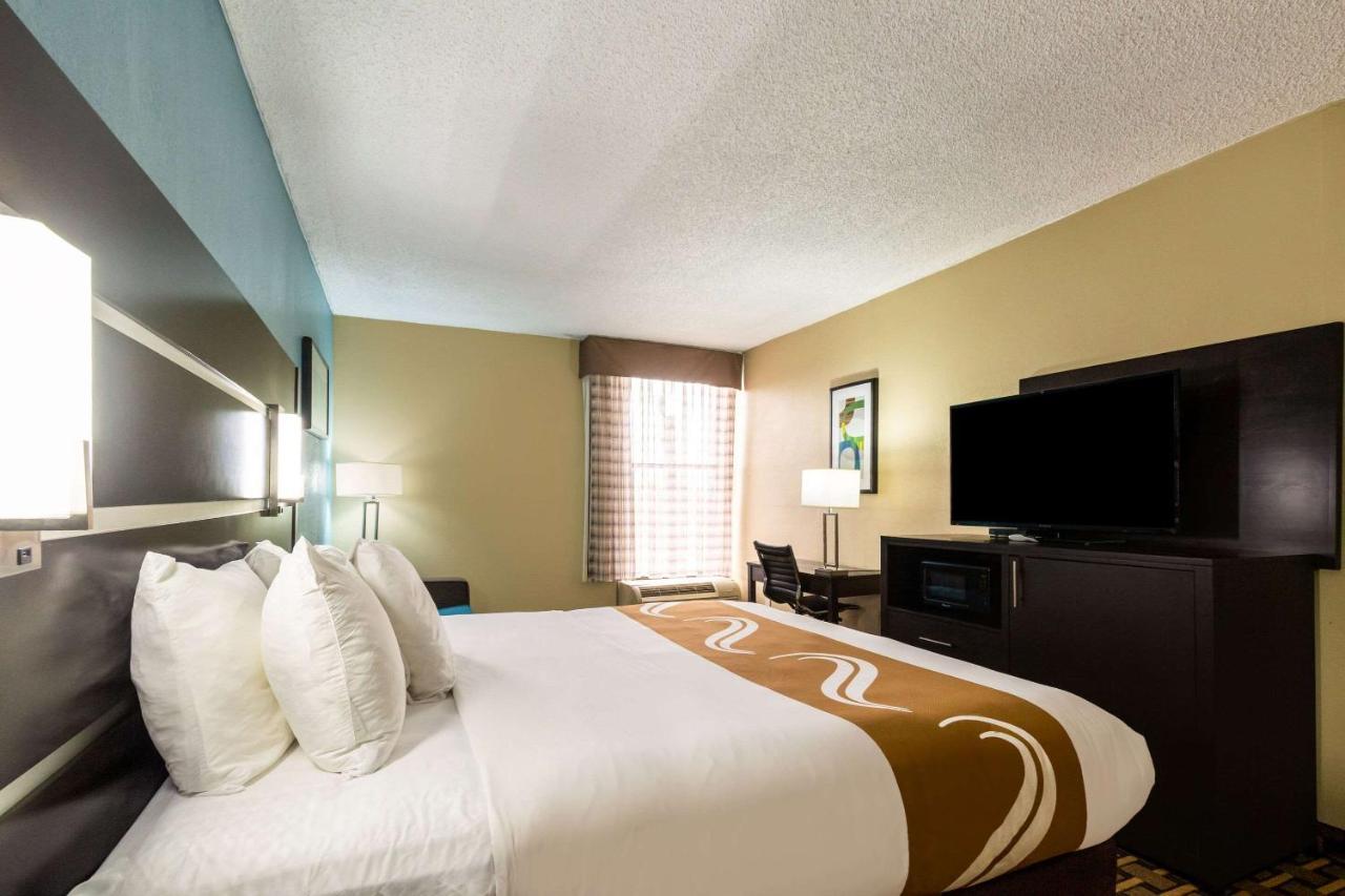 Standard King Room with Sofa Bed - Non-Smoking at Quality Inn Houston East I-10