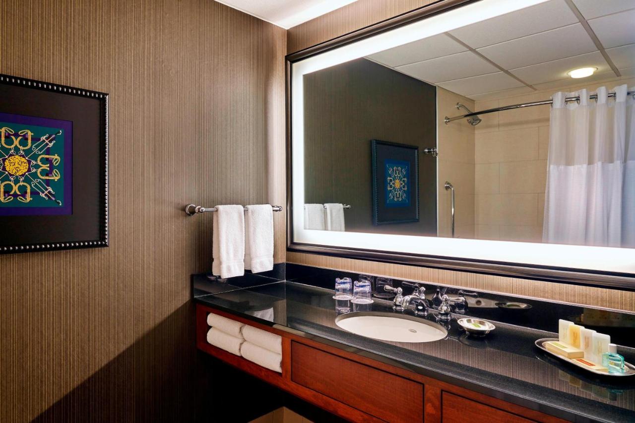 | Delta Hotels by Marriott Baltimore Hunt Valley