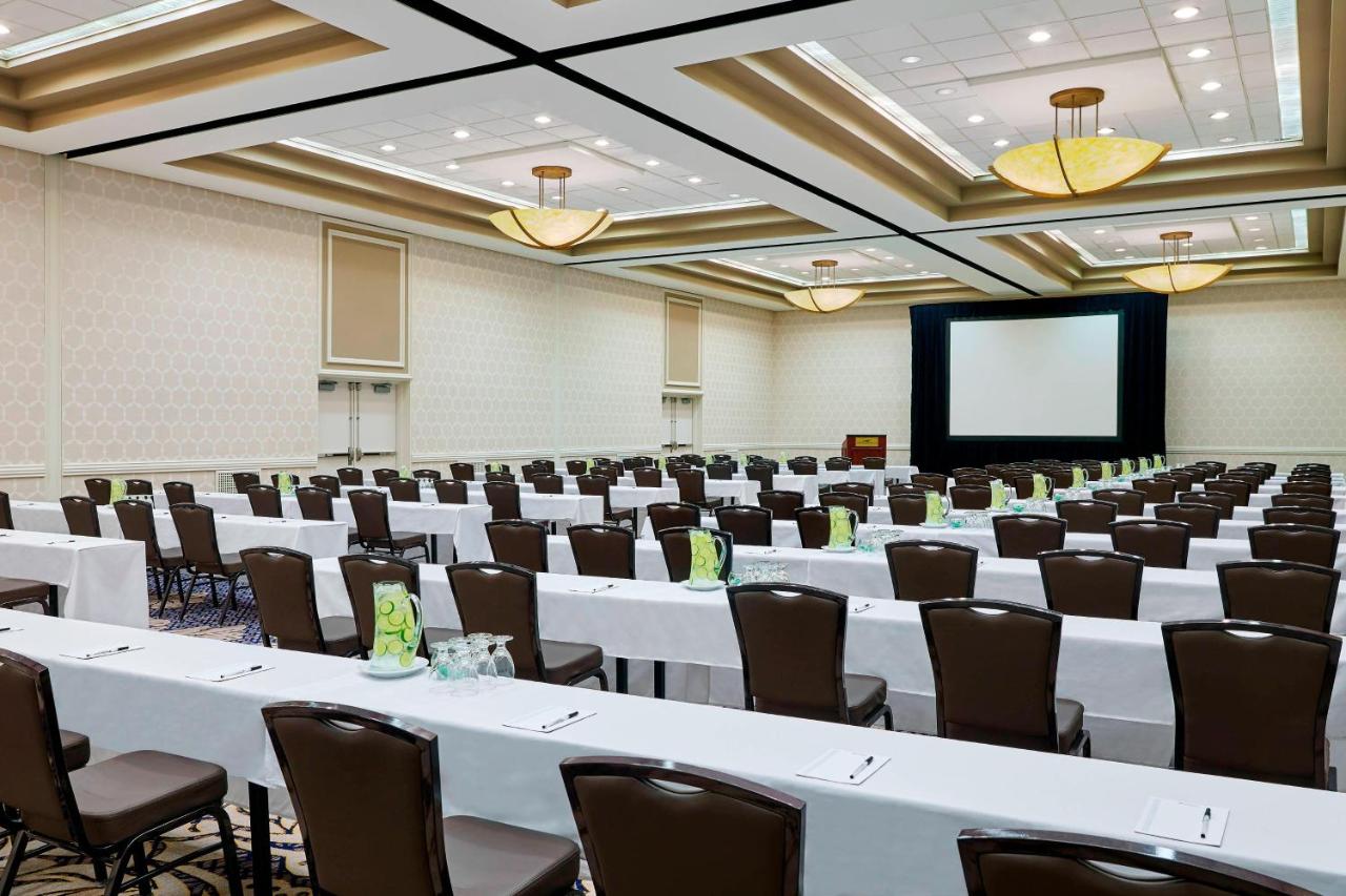 | Delta Hotels by Marriott Baltimore Hunt Valley