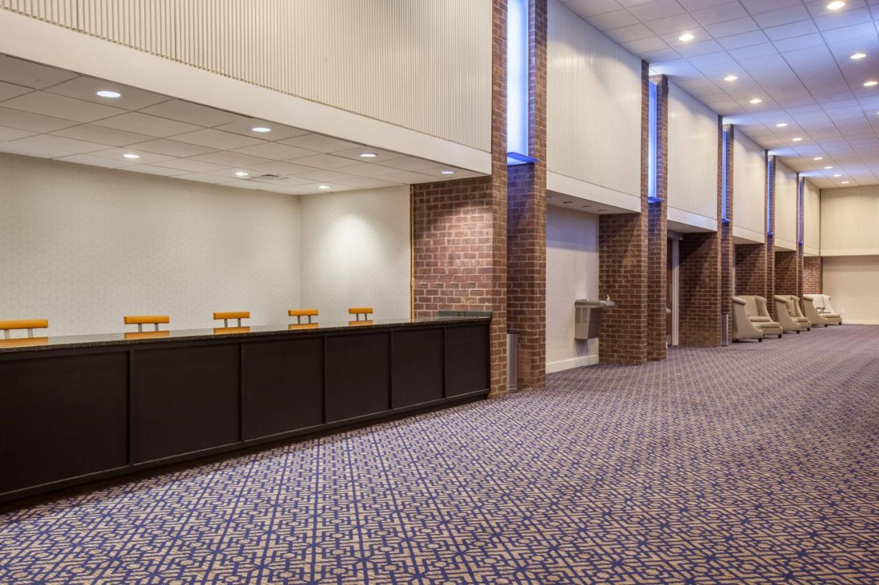 | Delta Hotels by Marriott Baltimore Hunt Valley