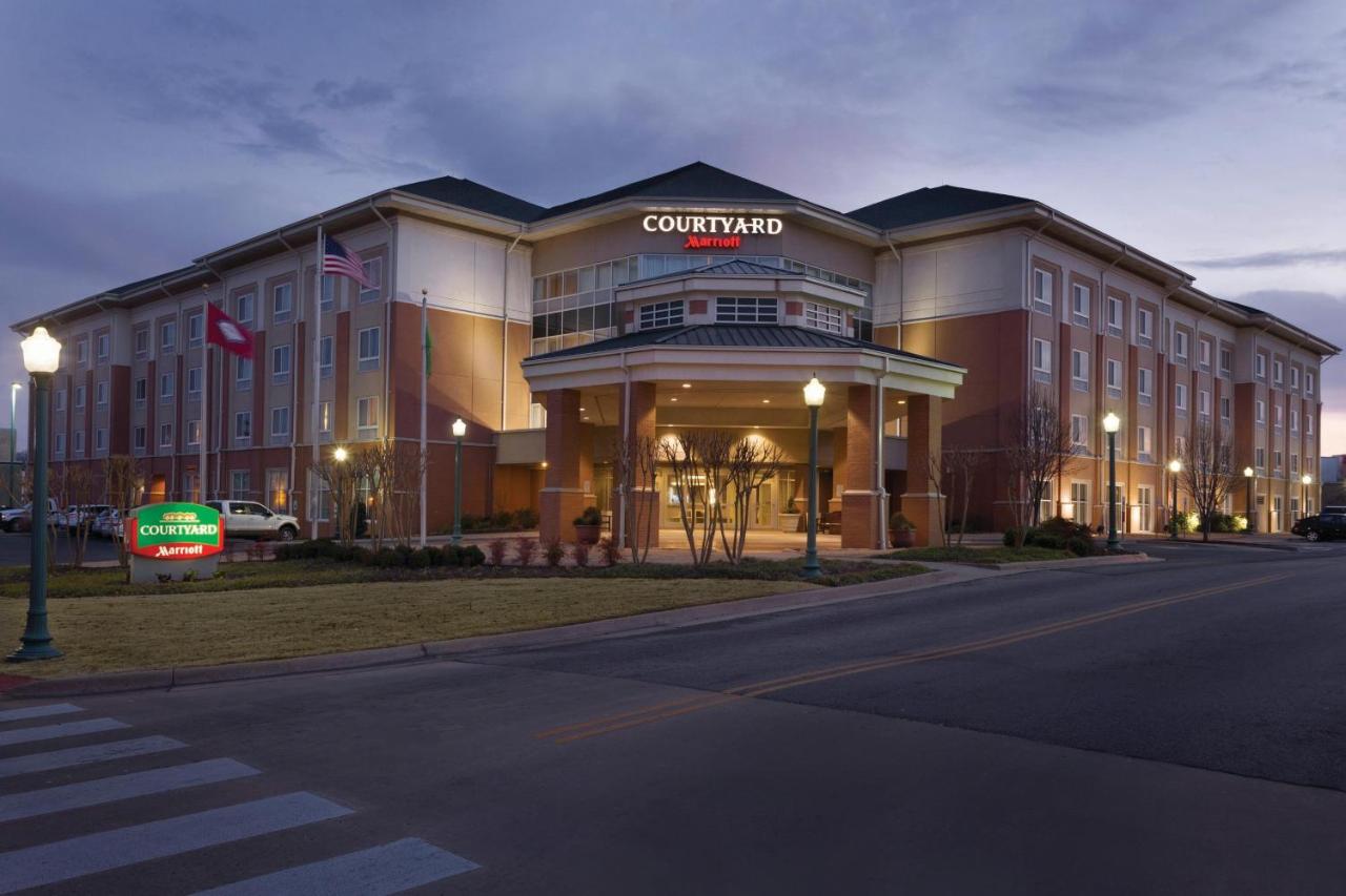  | Courtyard by Marriott Fort Smith Downtown