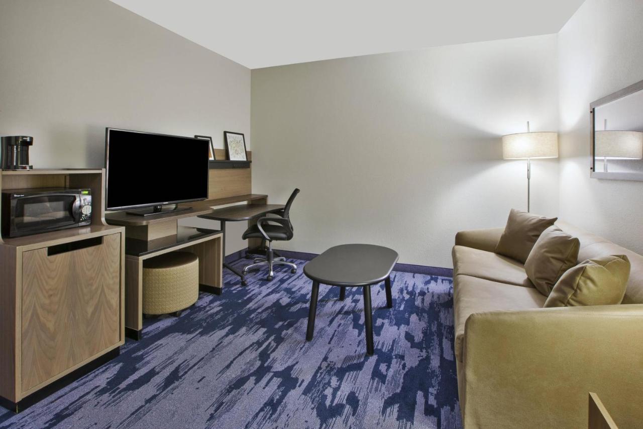 | Fairfield Inn & Suites by Marriott Milwaukee Downtown