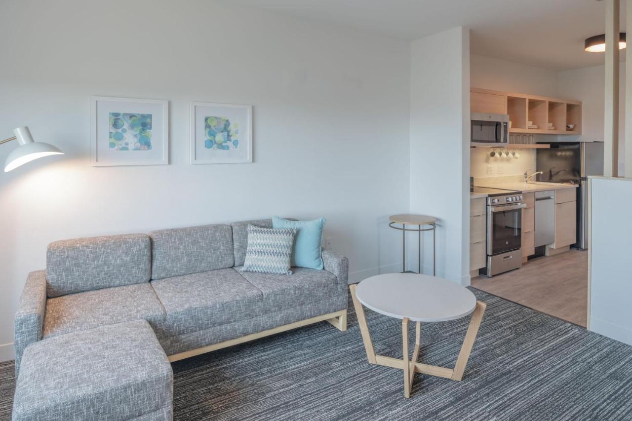 One-Bedroom Queen Suite with Sofa Bed at TownePlace Suites by Marriott Dallas Rockwall