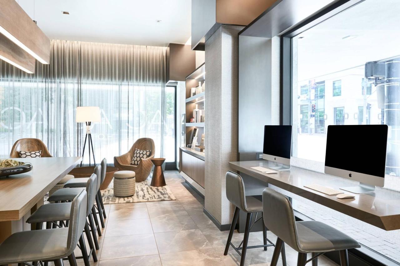 | AC Hotel by Marriott Houston Downtown