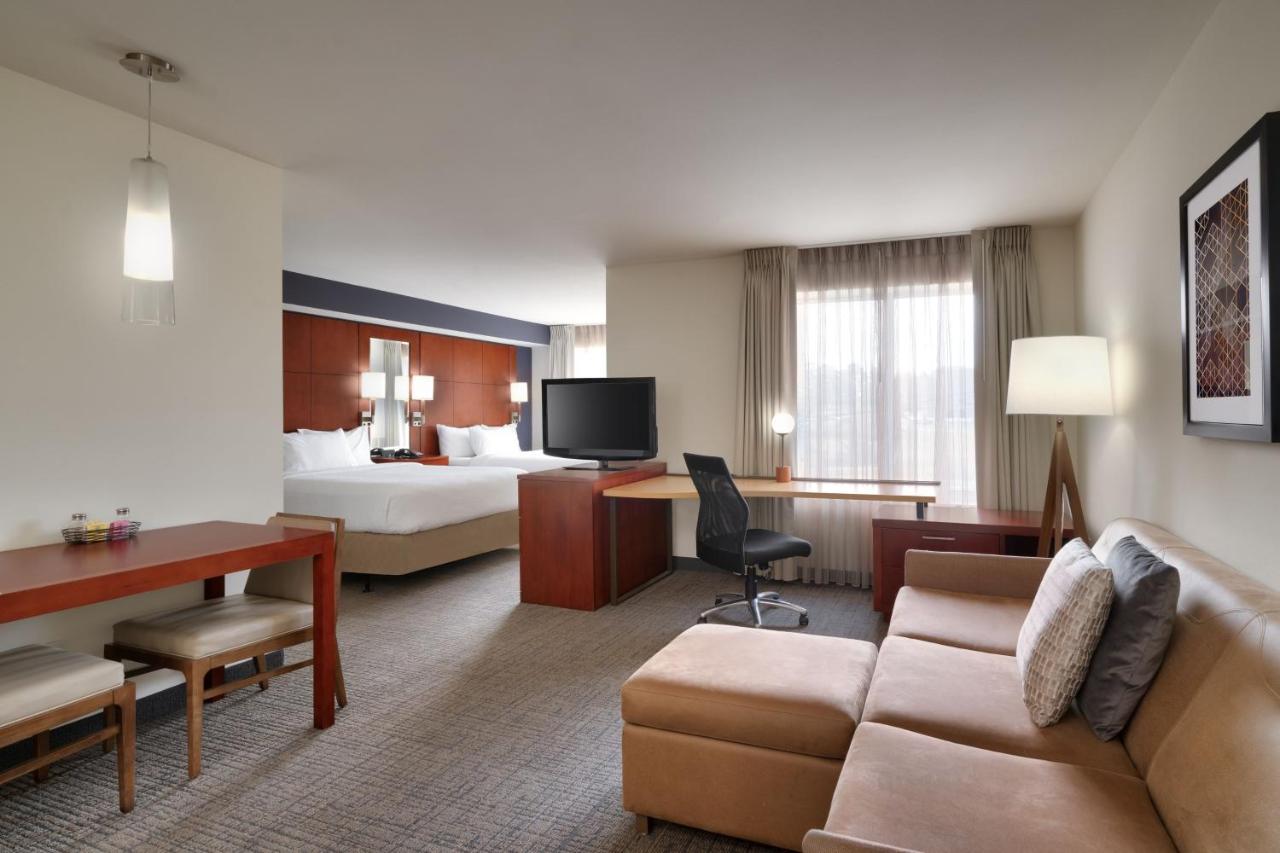 Queen Studio at Residence Inn by Marriott Greenville
