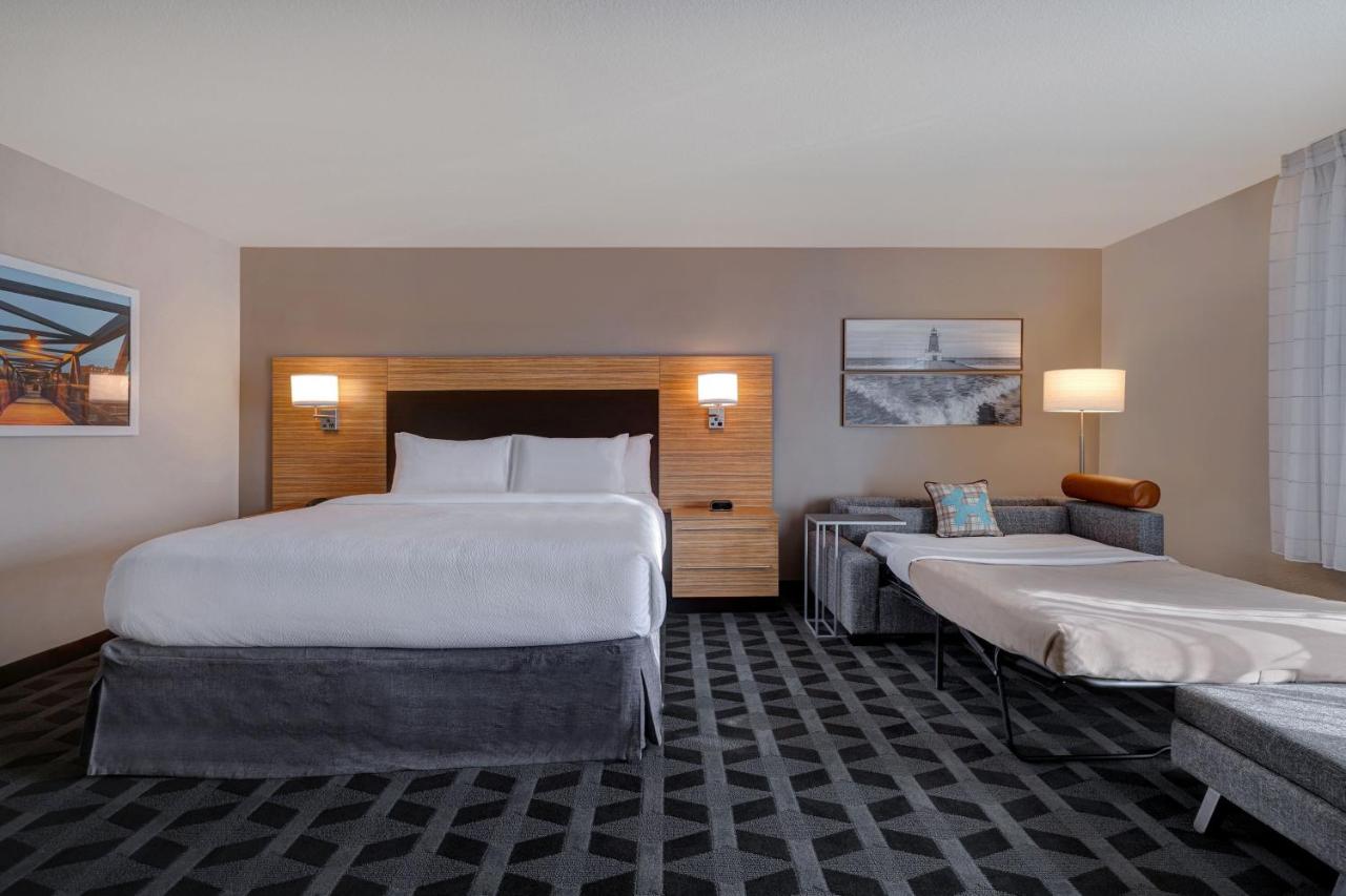 King Studio with Sofa Bed at TownePlace Suites by Marriott Monroe