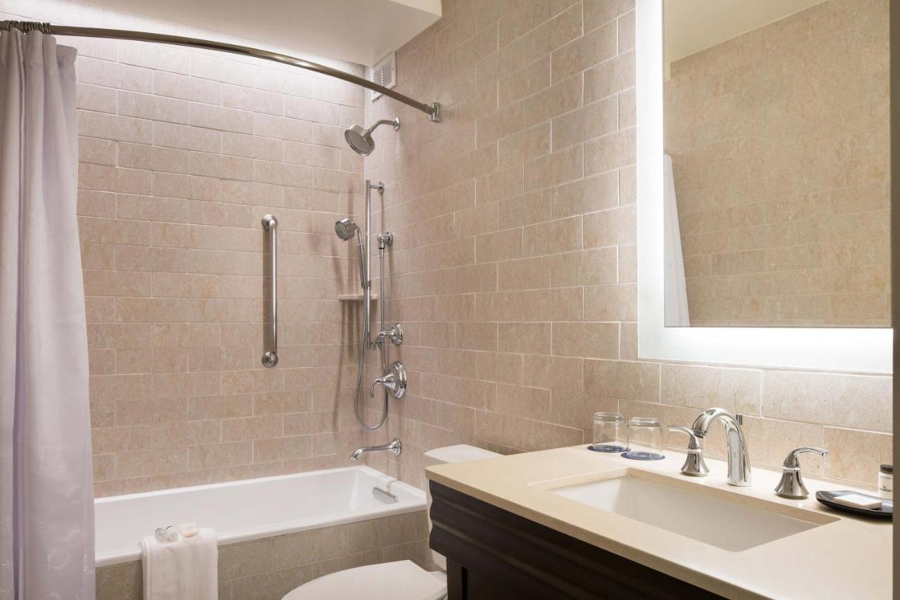 | Sheraton Palo Alto Hotel