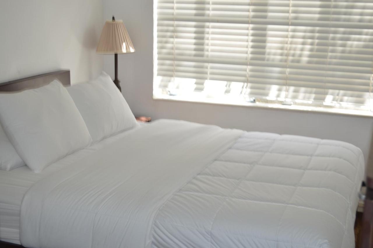 One-Bedroom Suite at Island House South Beach