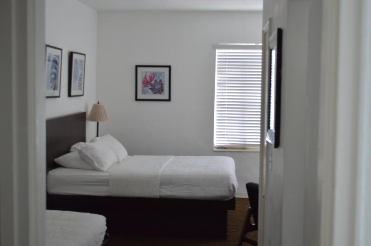 One-Bedroom Suite at Island House South Beach