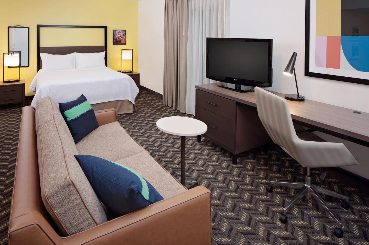Queen Studio at Residence Inn Sunnyvale Silicon Valley I