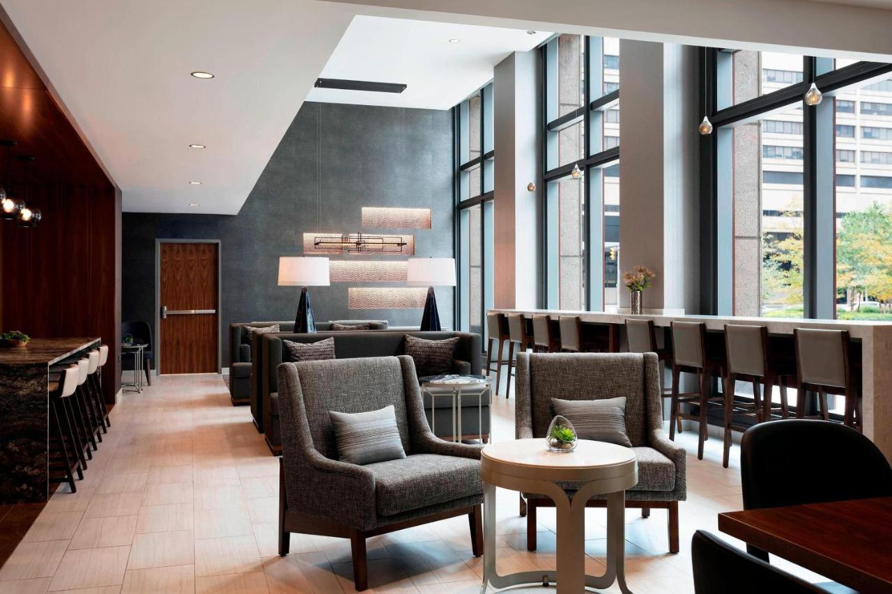 M Club Access, 1 King Bed, City View at Cleveland Marriott Downtown at Key Tower