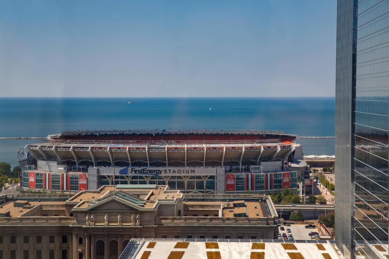 2 Double Beds (Lake & Stadium View) at Cleveland Marriott Downtown at Key Tower