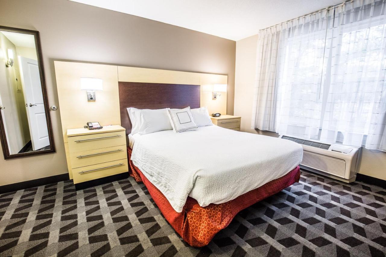 | TownePlace Suites by Marriott Gilford