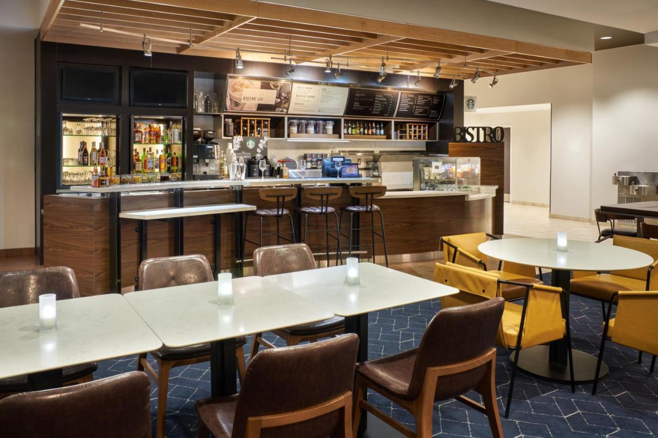 | Courtyard by Marriott Glassboro Rowan University
