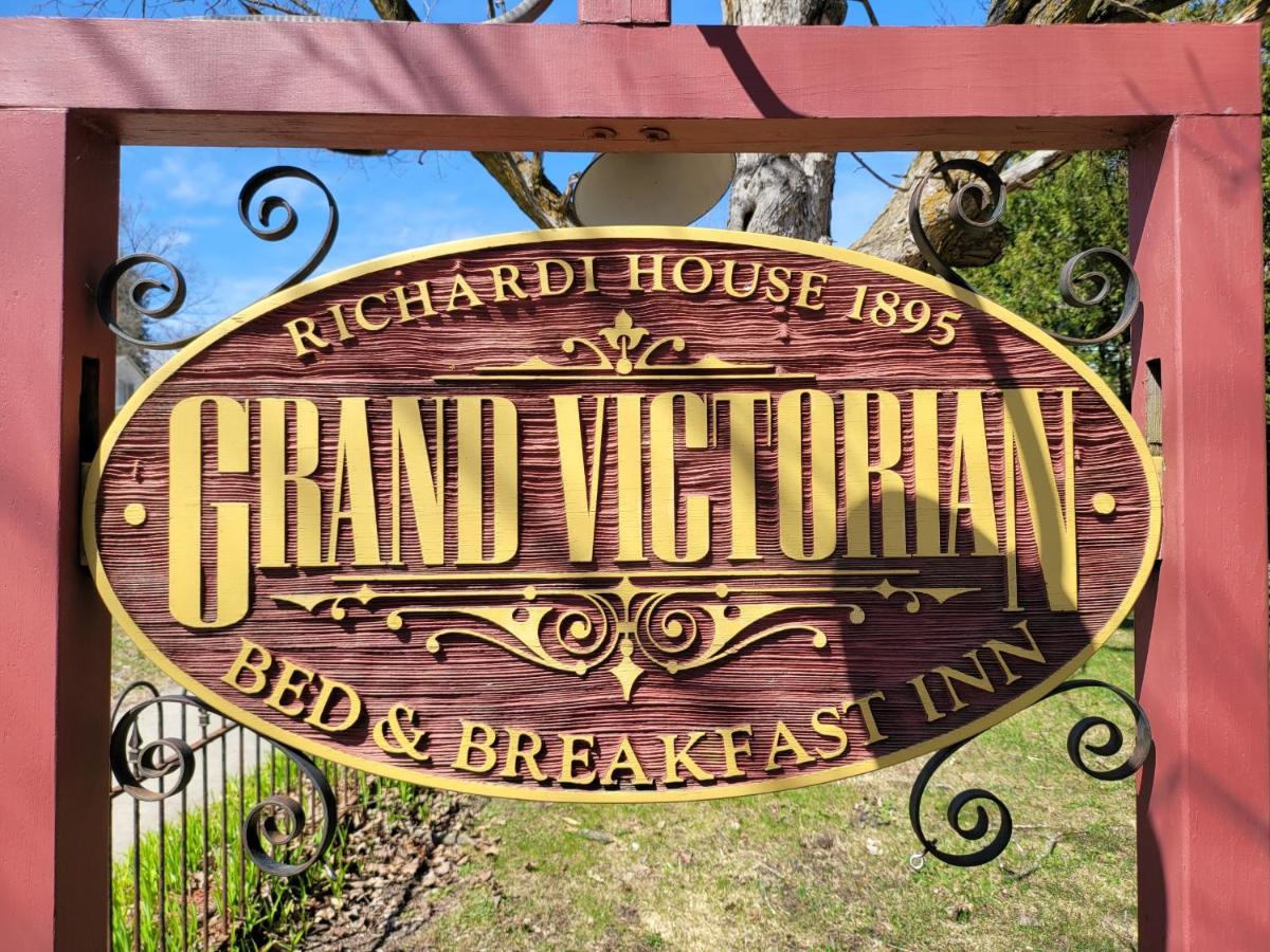  | Grand Victorian B&B Inn