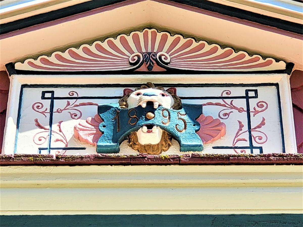  | Grand Victorian B&B Inn