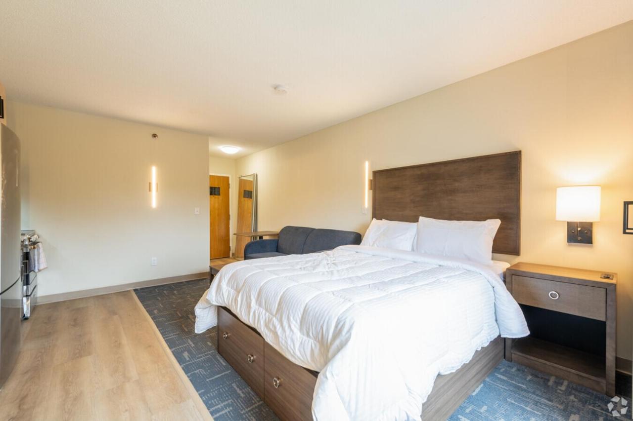 Newly Renovated Suite at Residences at Solomon Pond