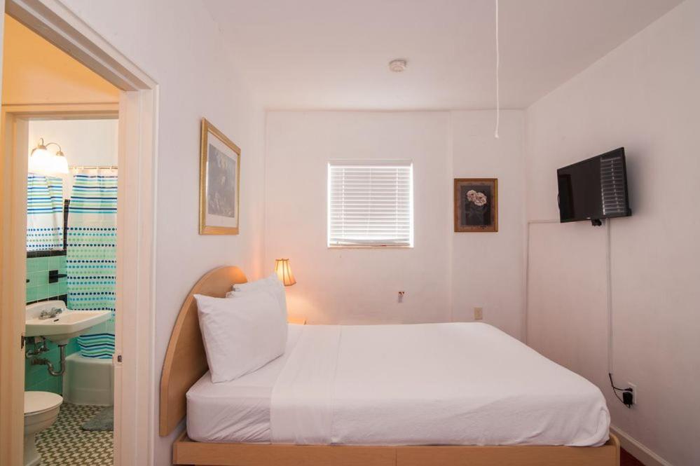 Standard Room at Island House South Beach