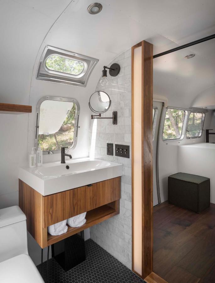 | AutoCamp Yosemite
