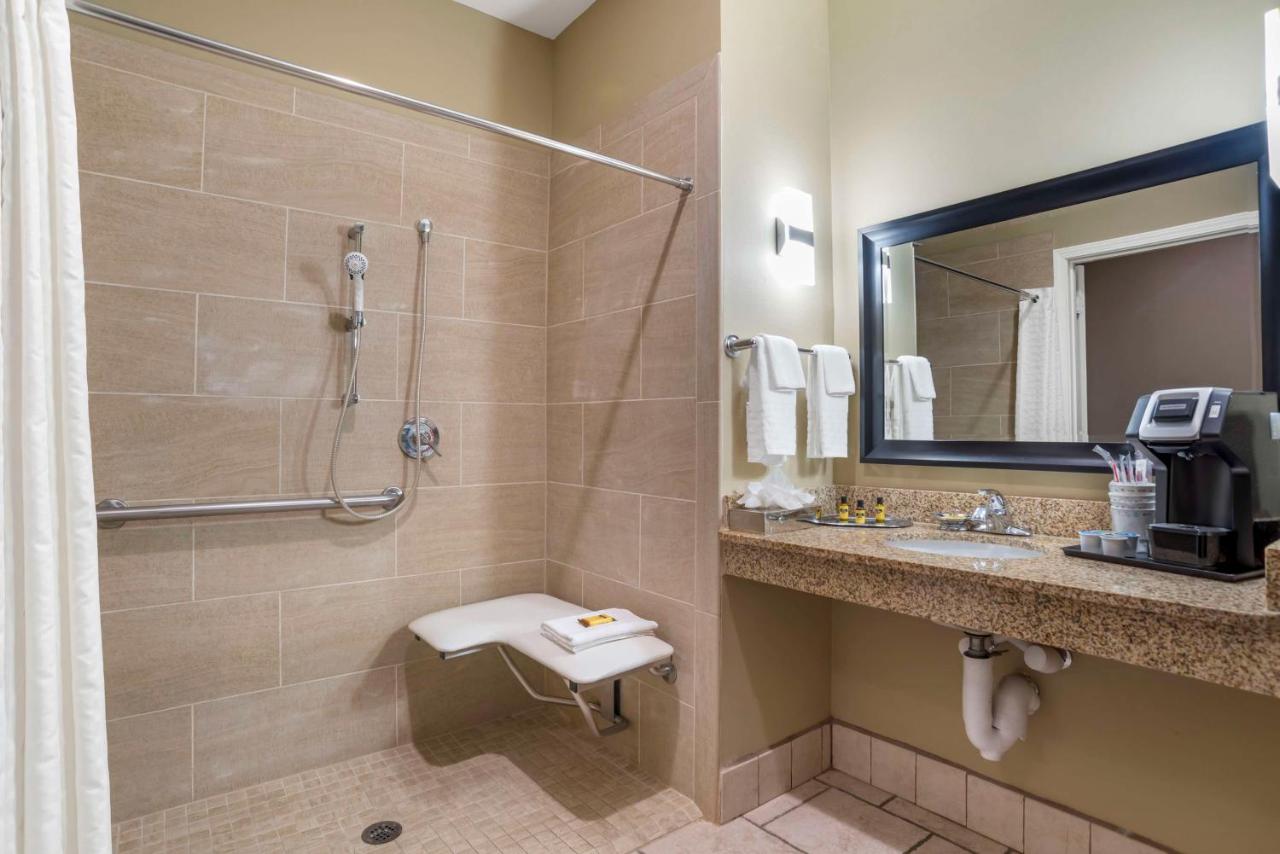  | Best Western Plus Chalmette Hotel