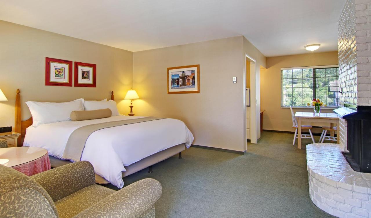 Deluxe Suite at Svendsgaard's Inn