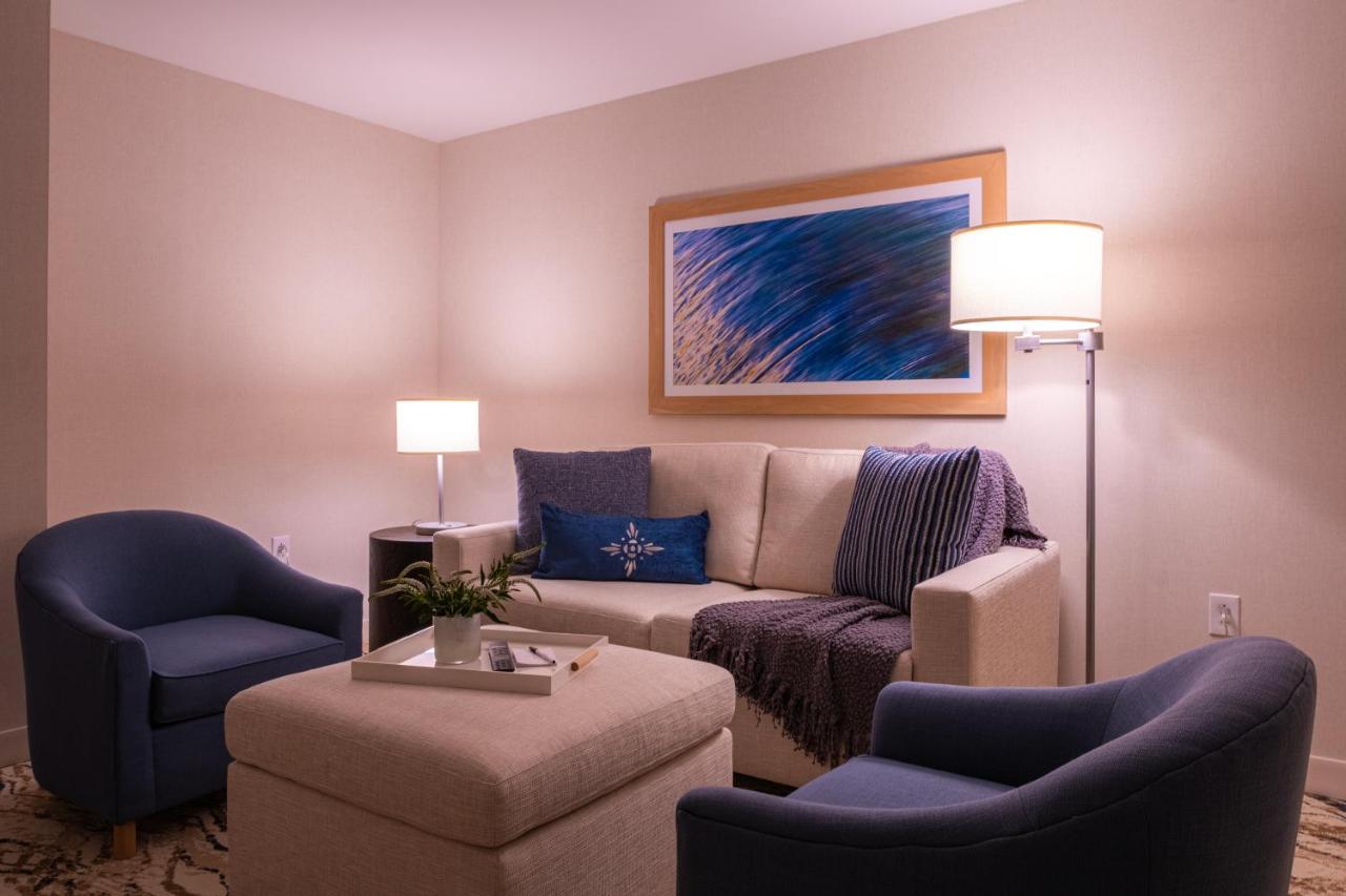 Deluxe King Suite at Mohegan Pennsylvania Casino Resort - Adults Only 21+