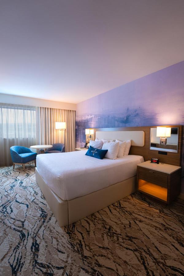 Deluxe King Suite at Mohegan Pennsylvania Casino Resort - Adults Only 21+