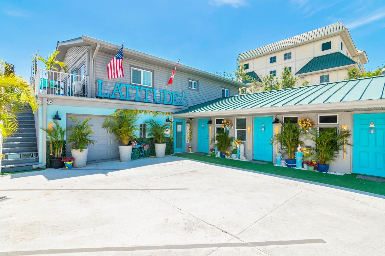| Latitude 26 Waterfront Boutique Resort - Bonita Springs