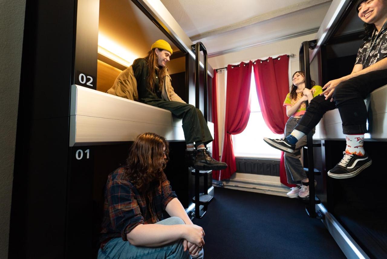 Bed in 4-Bed Female Dormitory Room at Music City Hotel - Home of the San Francisco Music Hall of Fame