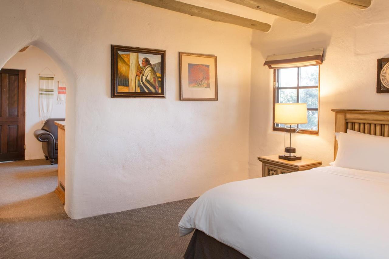 One-Bedroom King Suite at La Posada de Santa Fe, A Tribute Portfolio Resort & Spa by Marriott