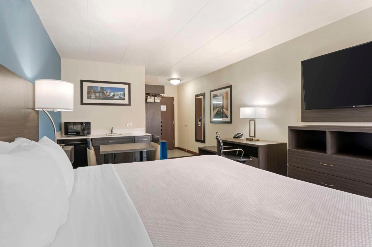 | Best Western Plus South Holland Chicago Southland