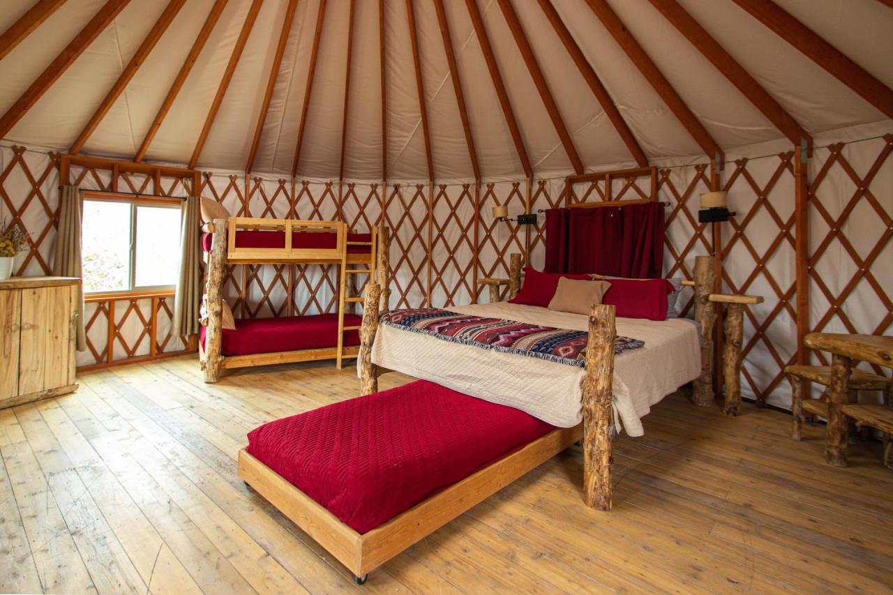| Boulder Mountain Guest Ranch