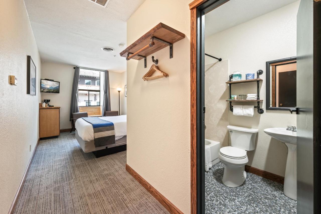 | Bavarian Ritz Hotel