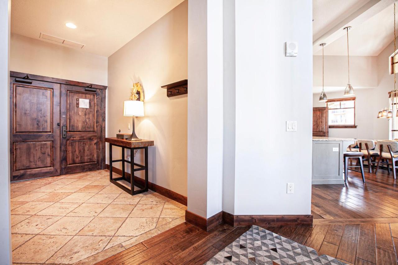 | Hyatt at the Canyons by Lespri Management