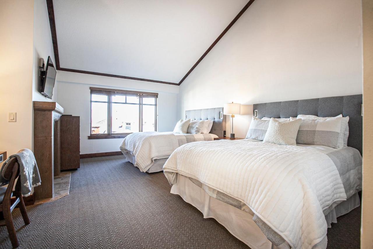 | Hyatt at the Canyons by Lespri Management