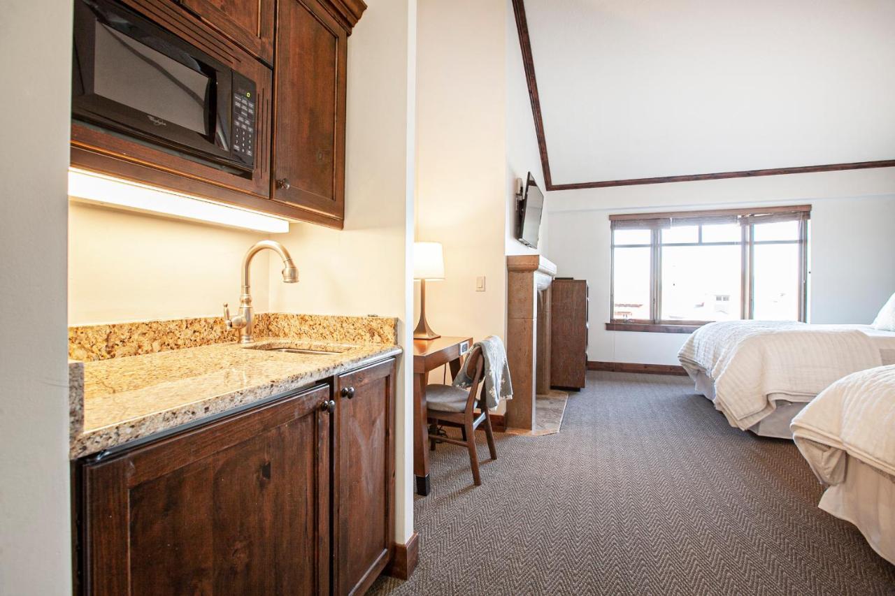 | Hyatt at the Canyons by Lespri Management