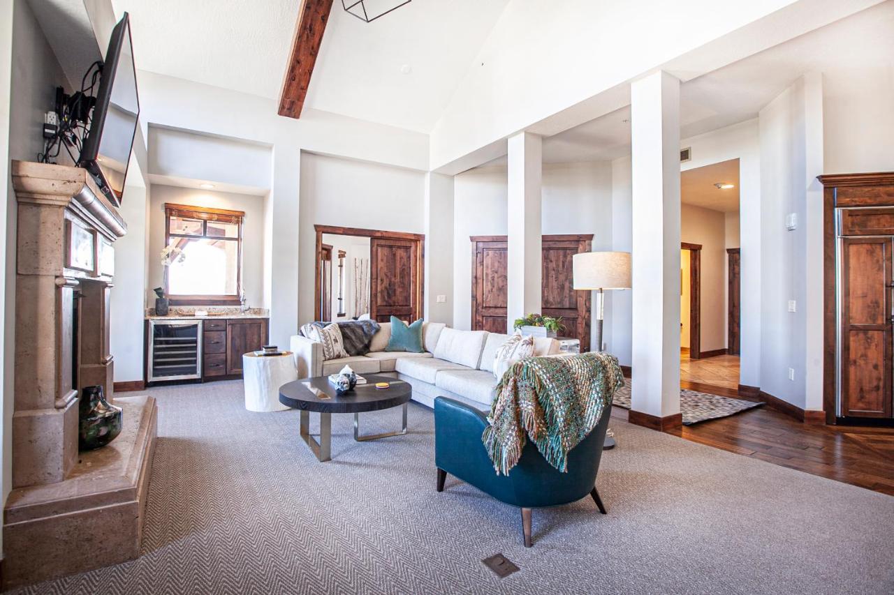 | Hyatt at the Canyons by Lespri Management