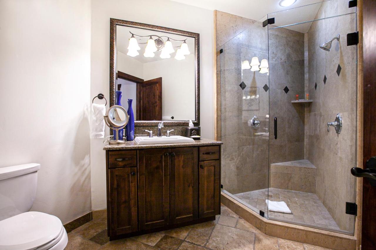 | Hyatt at the Canyons by Lespri Management