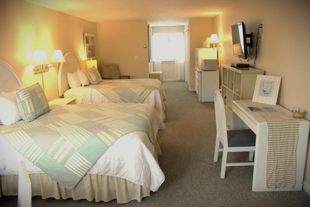 | Red Horse Inn